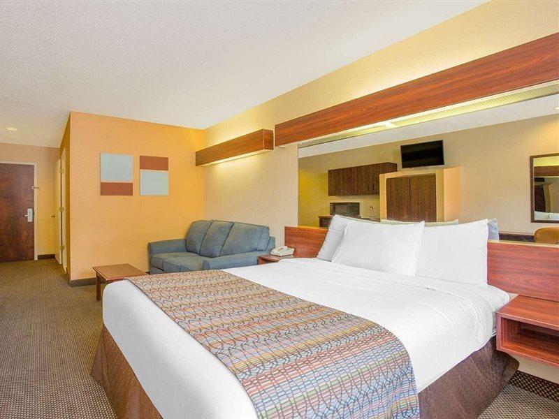 Microtel Inn & Suites By Wyndham Kannapolis/Concord Exterior photo